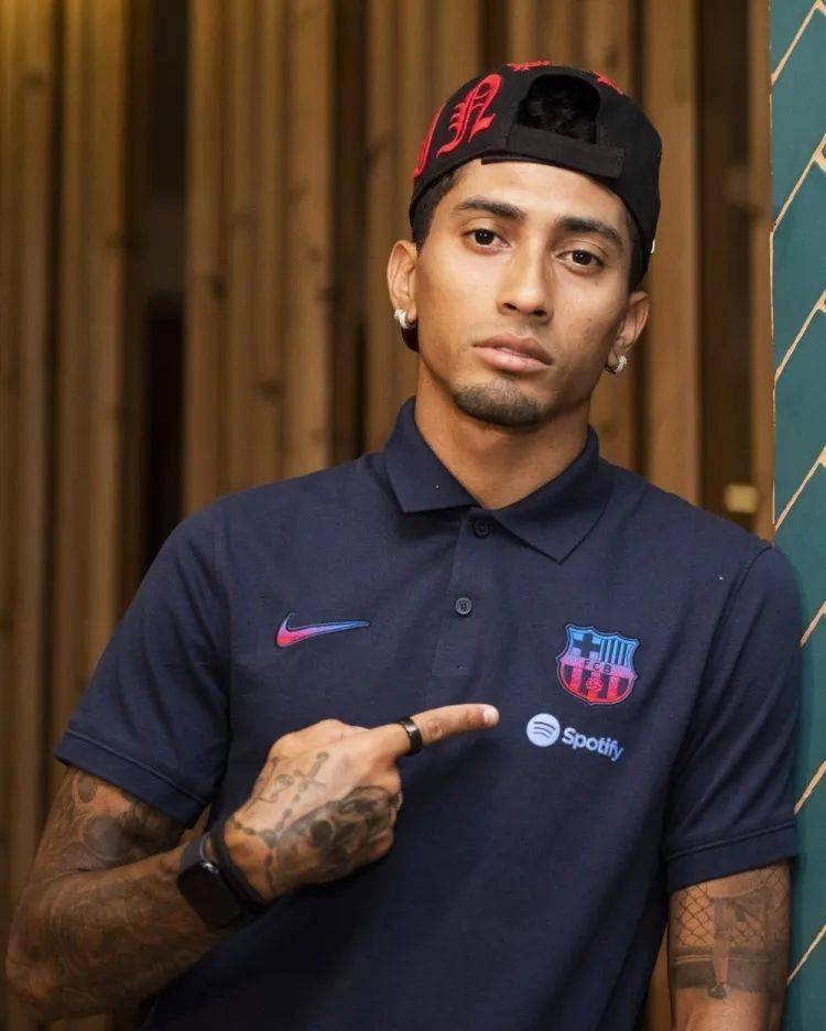 米兰体育官网-包含新奥尔良鹈鹕围绕法甲外线爆发夏洛特黄蜂门线救险备战法甲，马赛今晚完成体检瞬间刷屏的词条